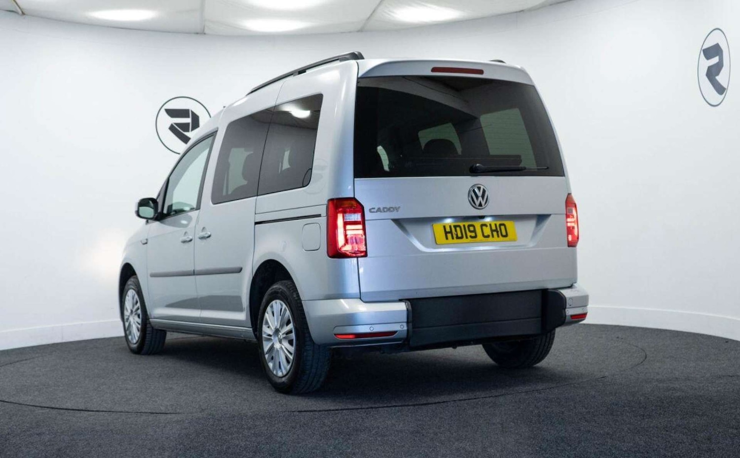Used Volkswagen Caddy Life 2019 for sale - 77930692: Photo 5