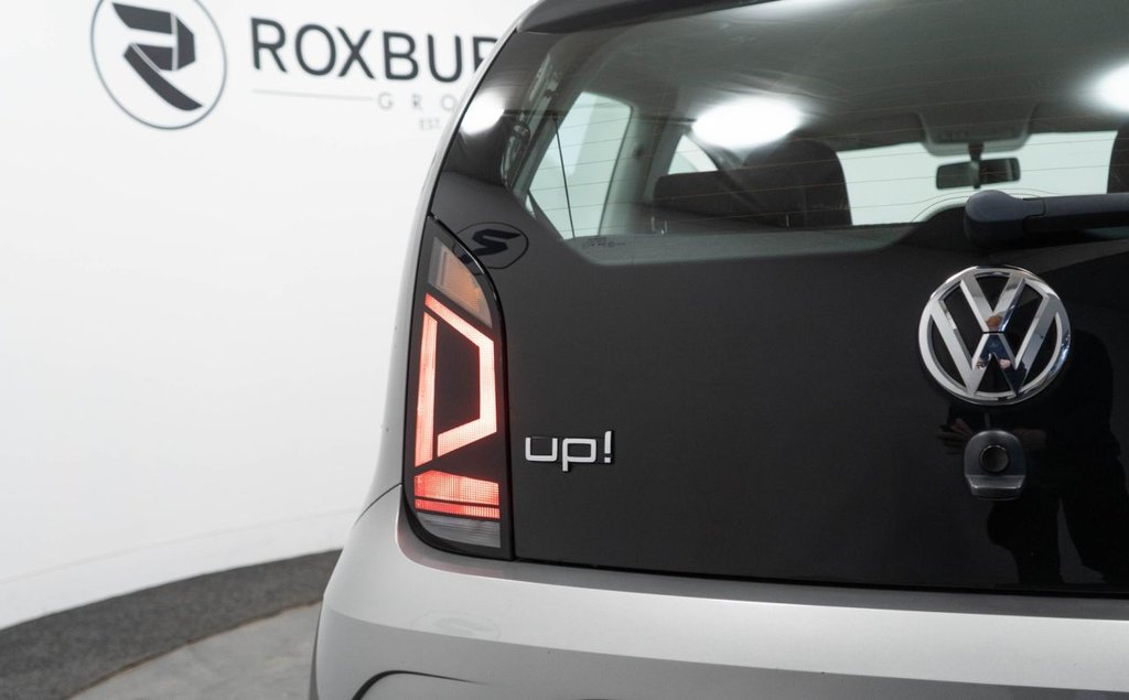 Used Volkswagen up! 2016 for sale - 76740534: Photo 17