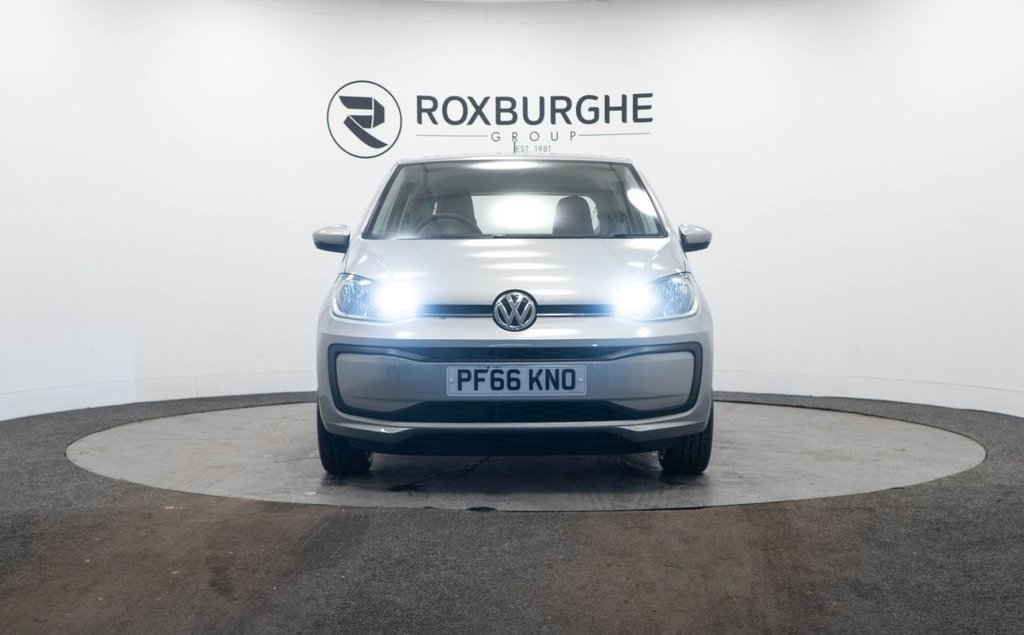 Used Volkswagen up! 2016 for sale - 76740534: Photo 2
