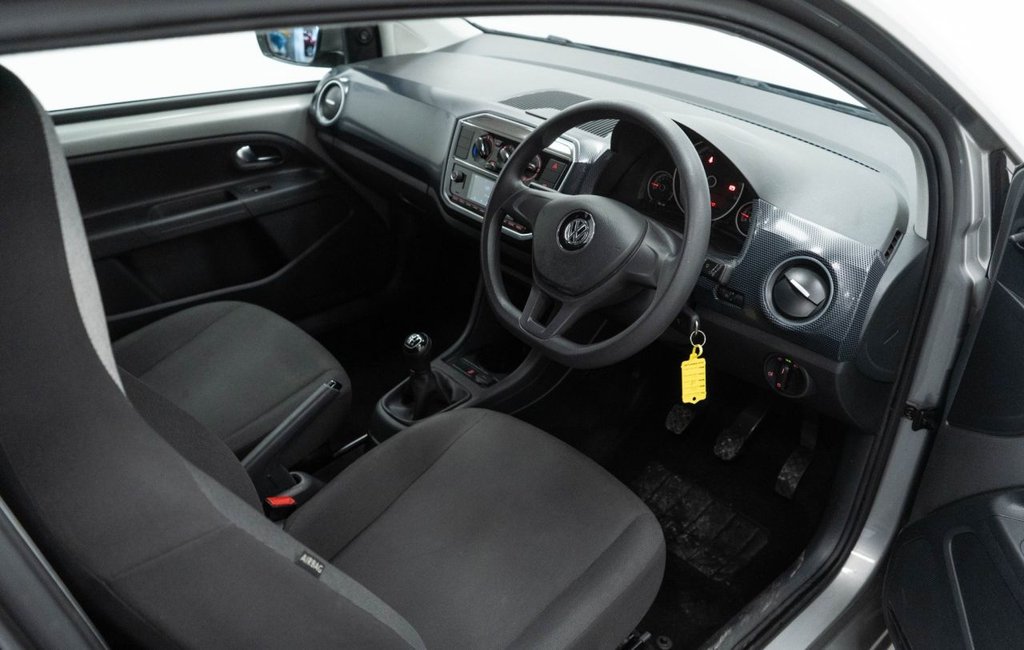 Used Volkswagen up! 2016 for sale - 76740534: Photo 21