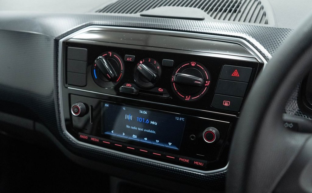 Used Volkswagen up! 2016 for sale - 76740534: Photo 27