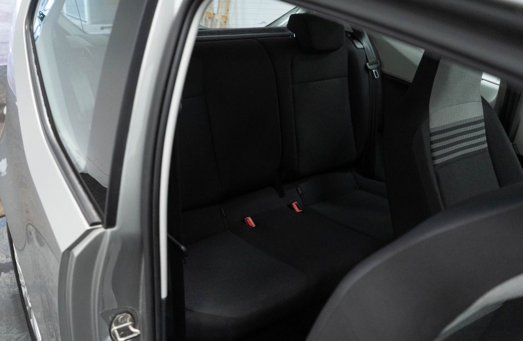 Used Volkswagen up! 2016 for sale - 76740534: Photo 32