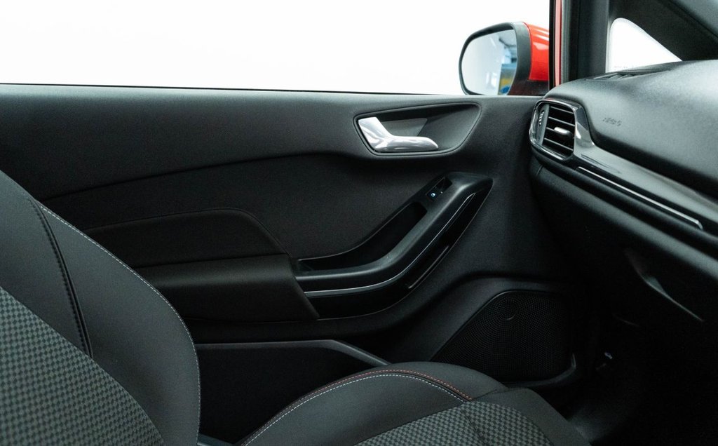 Used Ford Fiesta 2018 for sale - 76454245: Photo 29