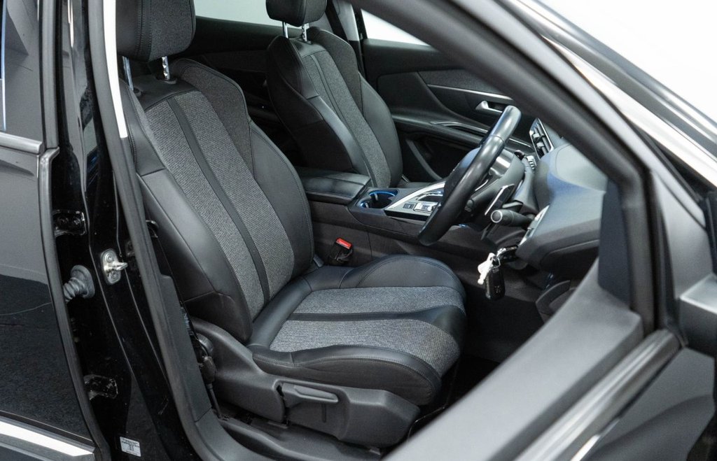 Used Peugeot 3008 2020 for sale - 77748008: Photo 20