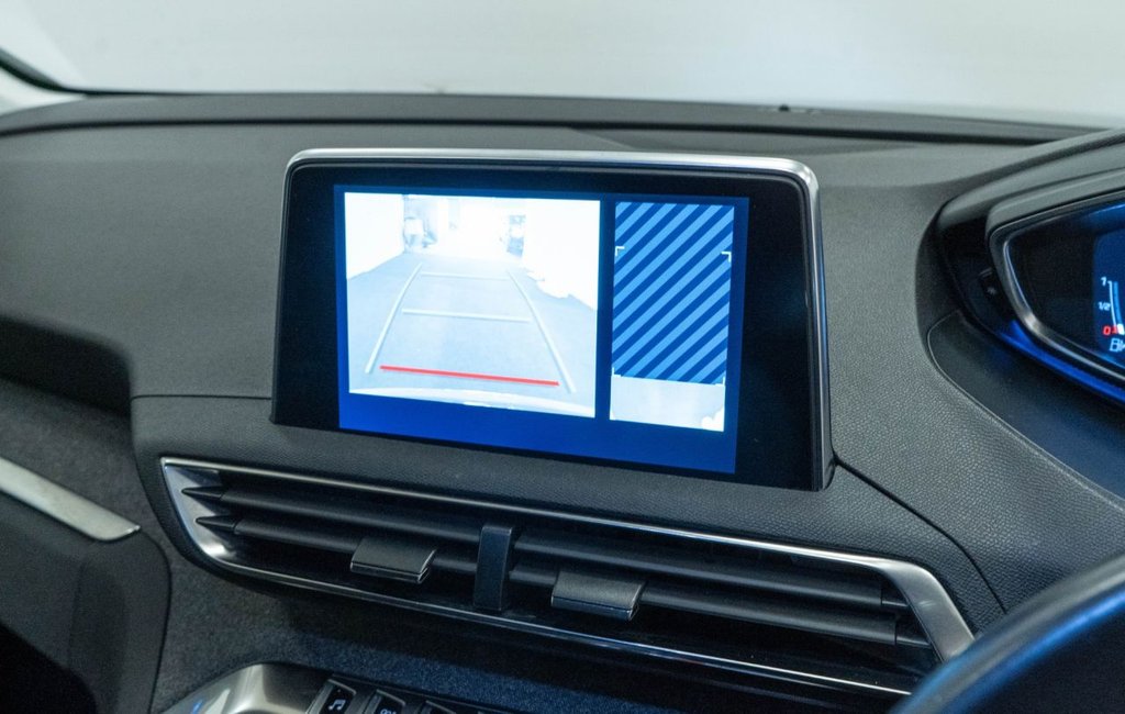 Used Peugeot 3008 2020 for sale - 77748008: Photo 25