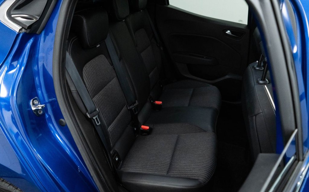 Used Renault Clio 2022 for sale - 76686517: Photo 29