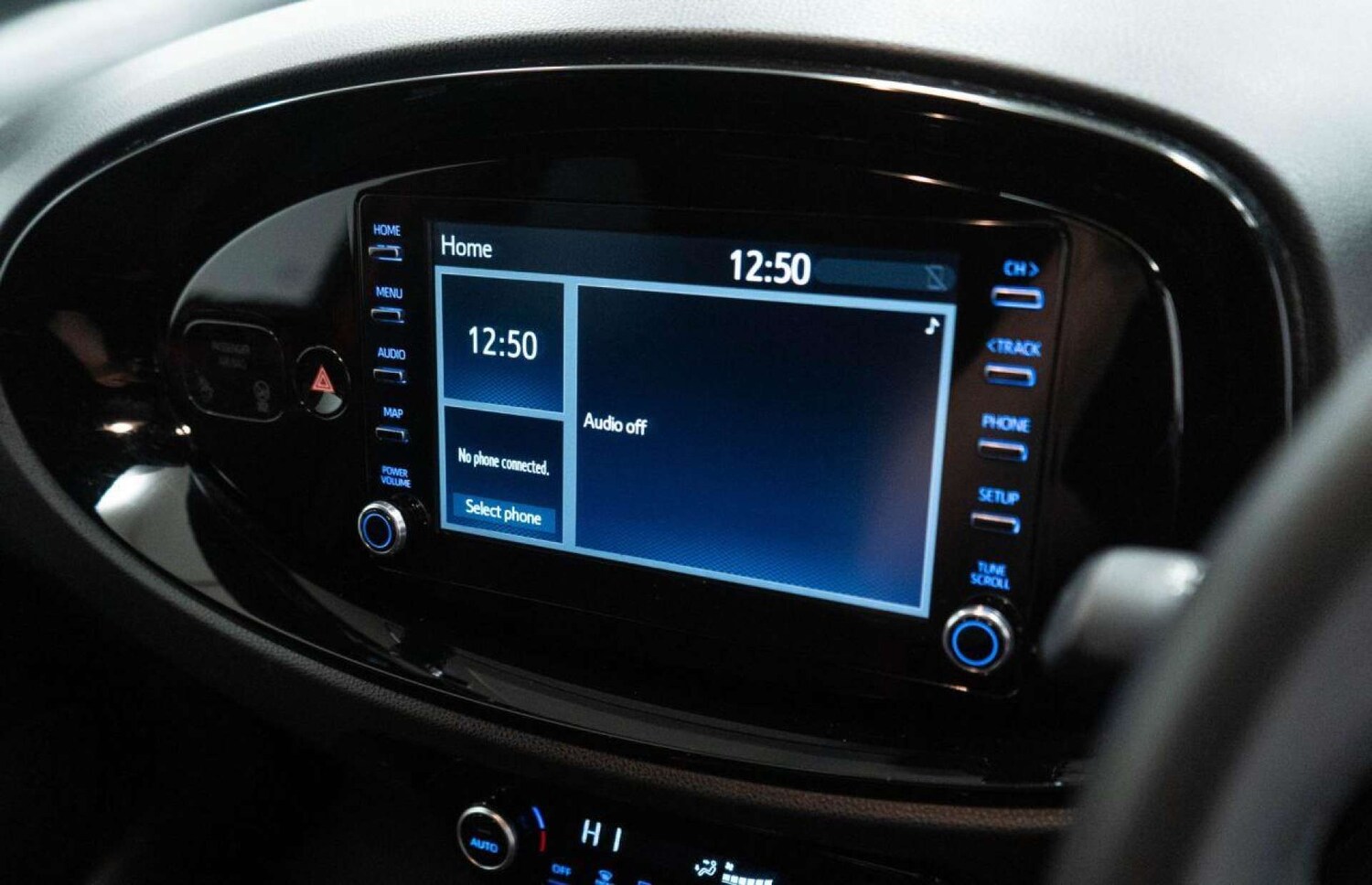 Used Toyota Aygo X 2022 for sale - 77930824: Photo 23