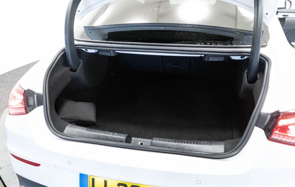 Used Mercedes-Benz CLA 2020 for sale - 76345382: Photo 32