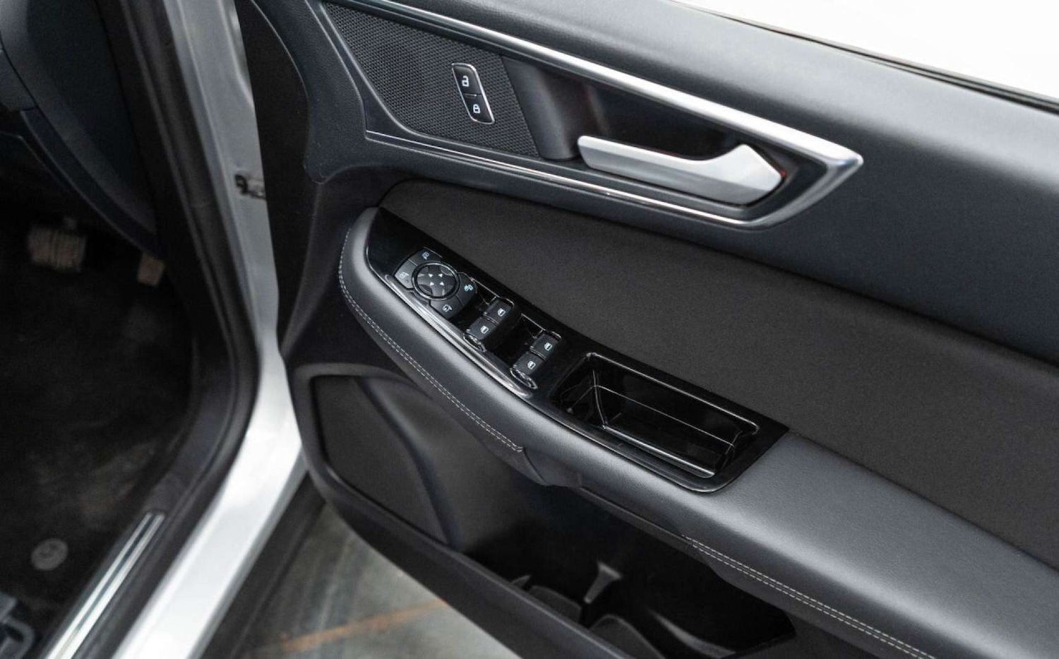 Used Ford Galaxy 2021 for sale - 77930815: Photo 23