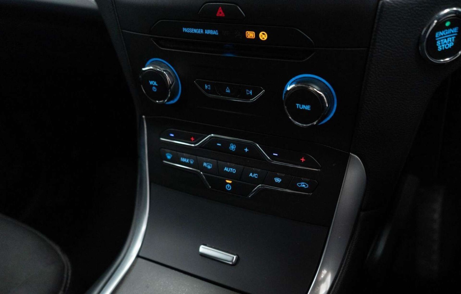 Used Ford Galaxy 2021 for sale - 77930815: Photo 28