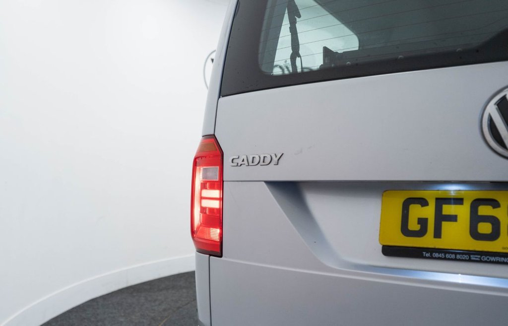 Used Volkswagen Caddy Maxi Life 2018 for sale - 77621135: Photo 17