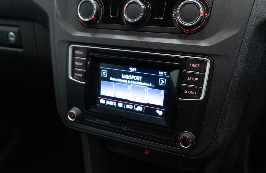 Used Volkswagen Caddy Maxi Life 2018 for sale - 77621135: Photo 28