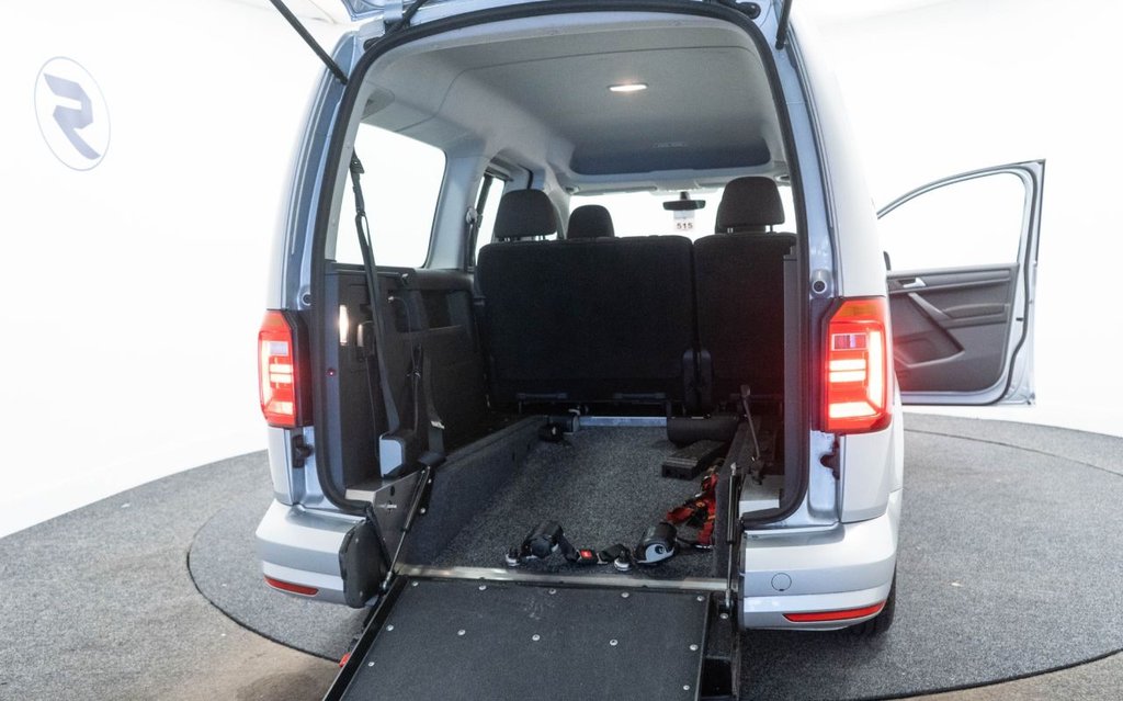 Used Volkswagen Caddy Maxi Life 2018 for sale - 77621135: Photo 34