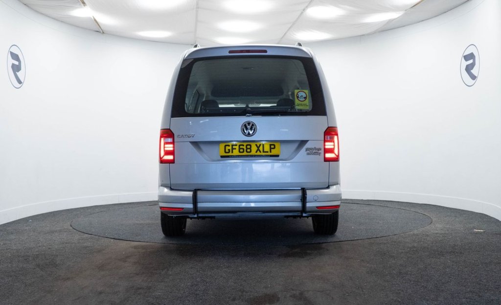 Used Volkswagen Caddy Maxi Life 2018 for sale - 77621135: Photo 7