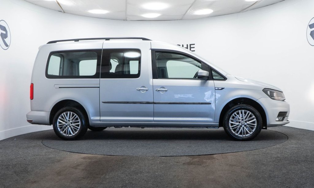 Used Volkswagen Caddy Maxi Life 2018 for sale - 77621135: Photo 9