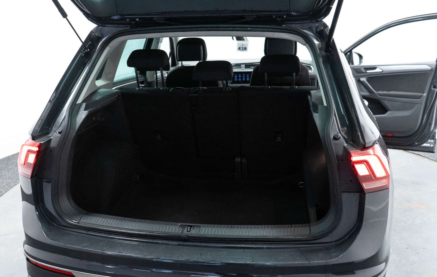 Used Volkswagen Tiguan 2021 for sale - 78064603: Photo 36