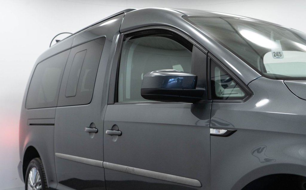 Used Volkswagen Caddy Maxi Life 2018 for sale - 77341325: Photo 12