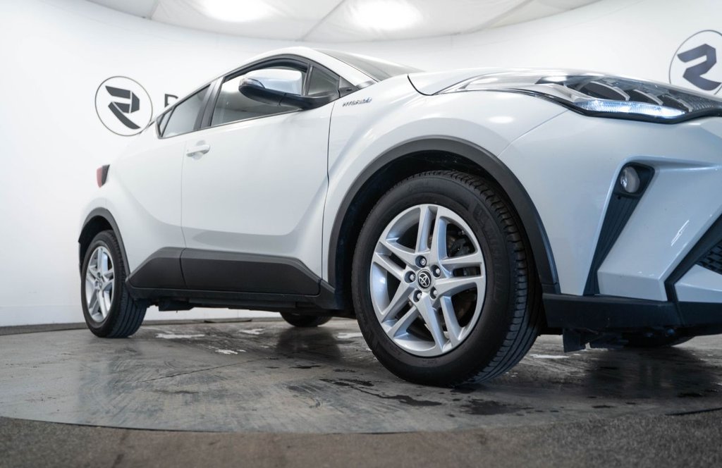 Used Toyota C-HR 2022 for sale - 77302102: Photo 11