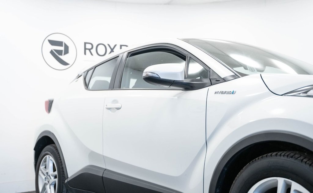 Used Toyota C-HR 2022 for sale - 77302102: Photo 12