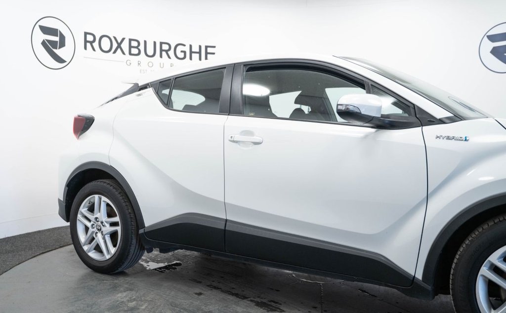 Used Toyota C-HR 2022 for sale - 77302102: Photo 13