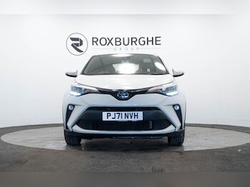 Used Toyota C-HR 2022 for sale - 77302102: Photo