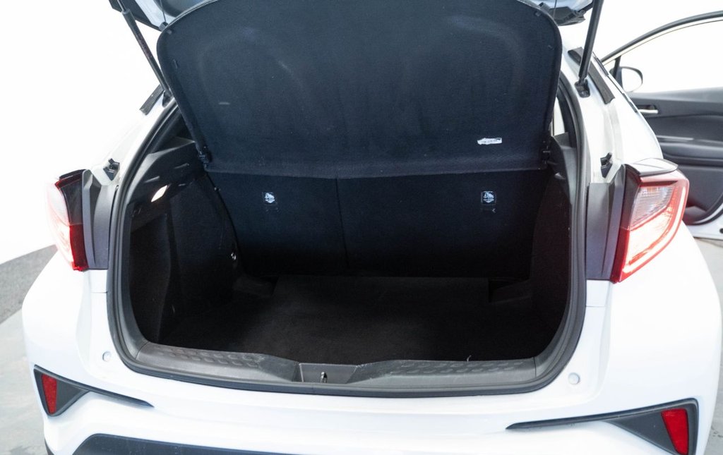 Used Toyota C-HR 2022 for sale - 77302102: Photo 34