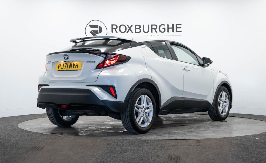 Used Toyota C-HR 2022 for sale - 77302102: Photo 8