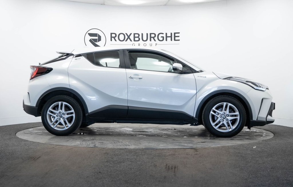 Used Toyota C-HR 2022 for sale - 77302102: Photo 9