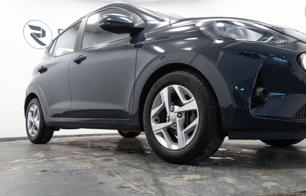 Used Hyundai i10 2022 for sale - 77302543: Photo 11