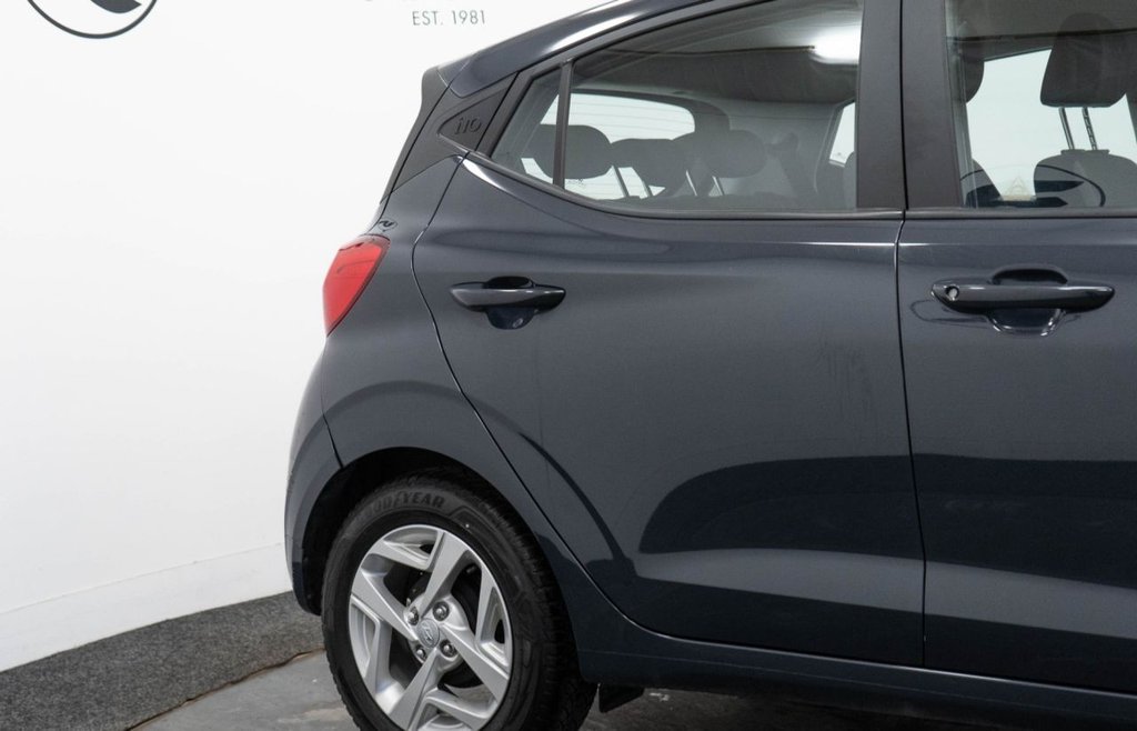 Used Hyundai i10 2022 for sale - 77302543: Photo 14