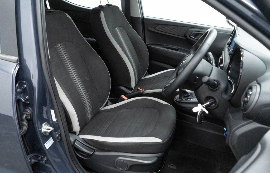 Used Hyundai i10 2022 for sale - 77302543: Photo 21