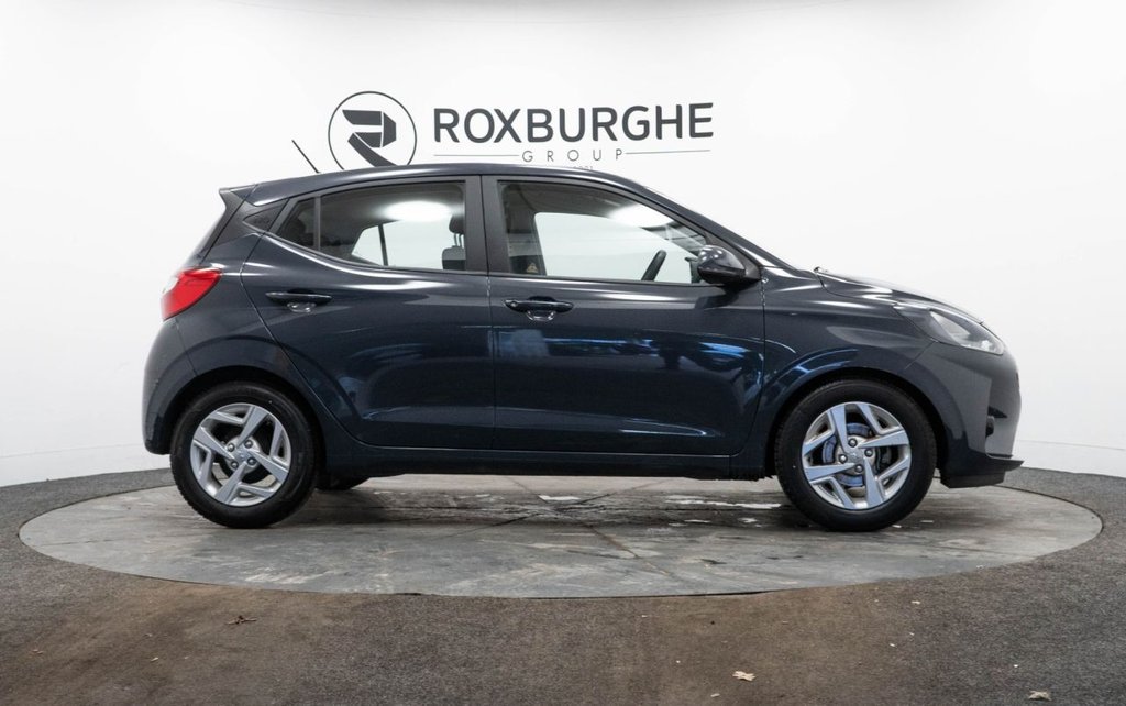 Used Hyundai i10 2022 for sale - 77302543: Photo 9