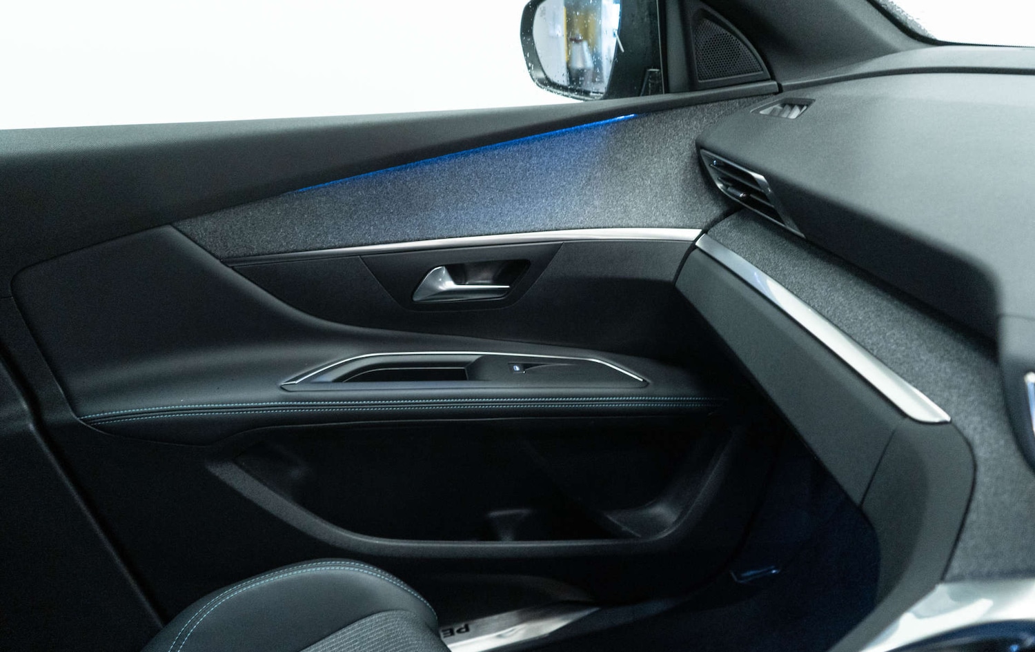 Used Peugeot 5008 2023 for sale - 77950459: Photo 33