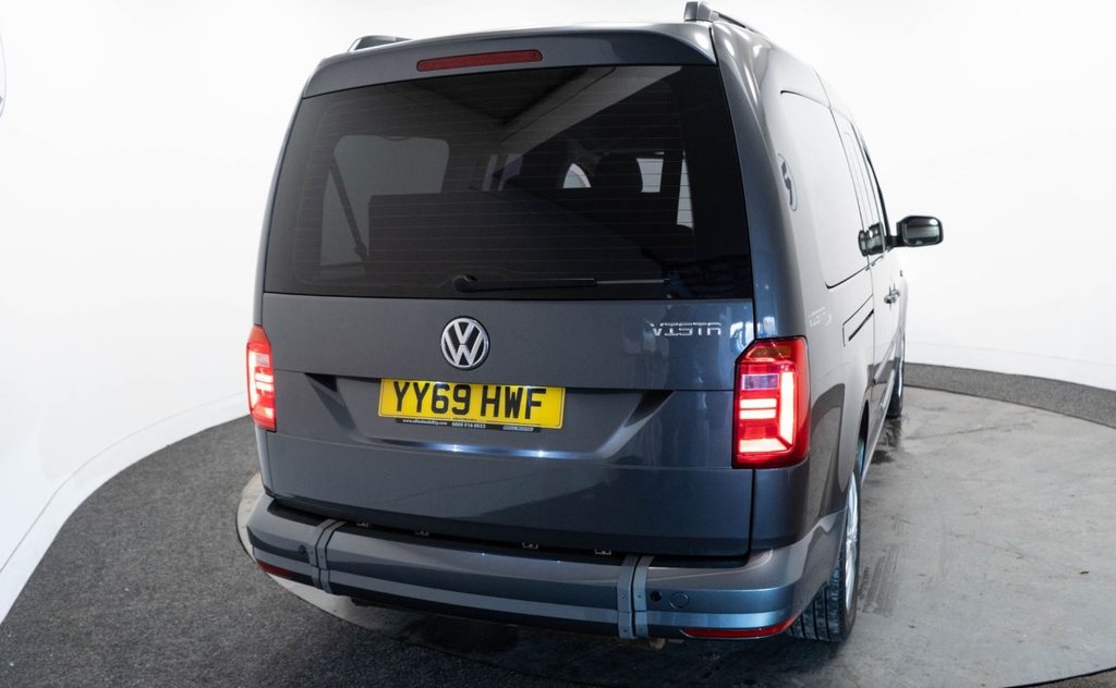 Used Volkswagen Caddy Maxi Life 2019 for sale - 76923643: Photo 15