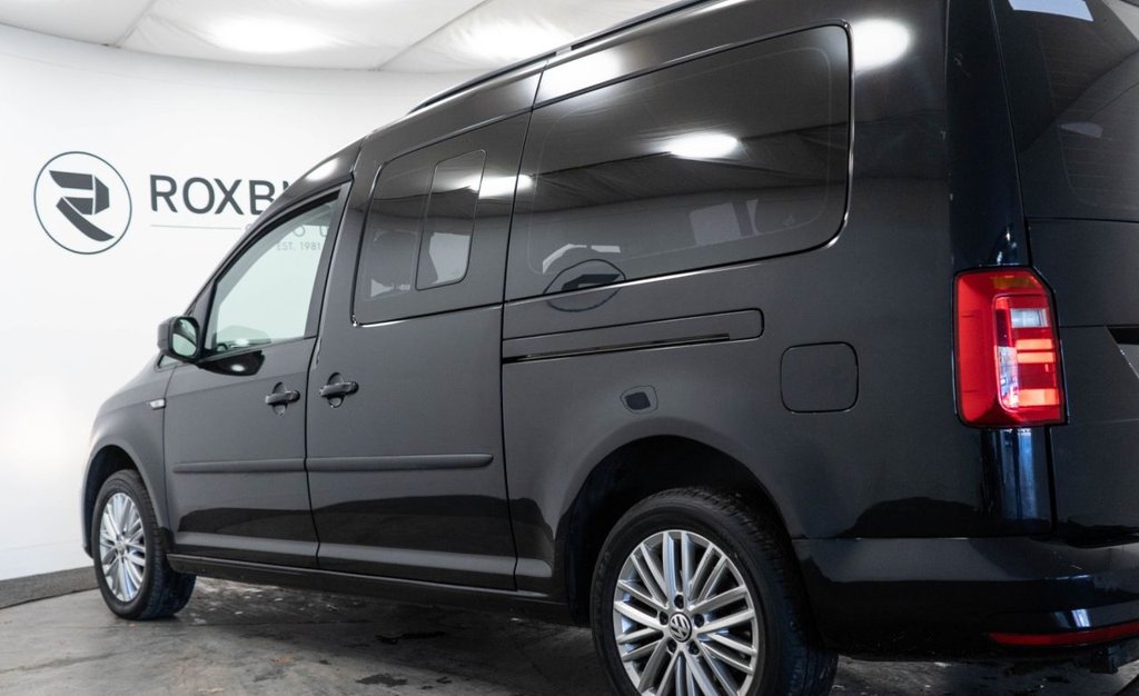 Used Volkswagen Caddy Maxi Life 2018 for sale - 76569873: Photo 19