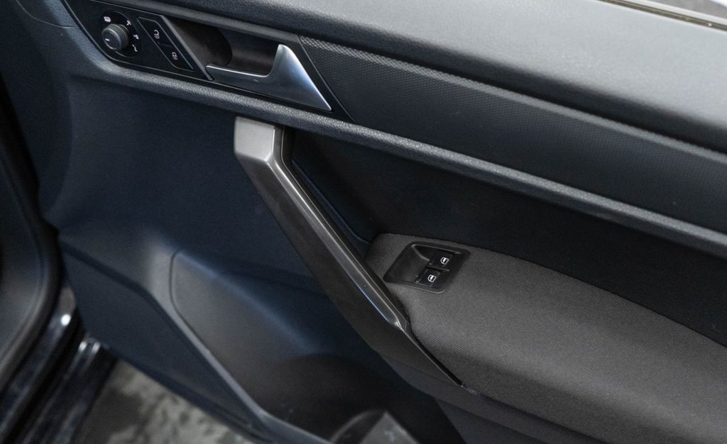 Used Volkswagen Caddy Maxi Life 2018 for sale - 76569873: Photo 23