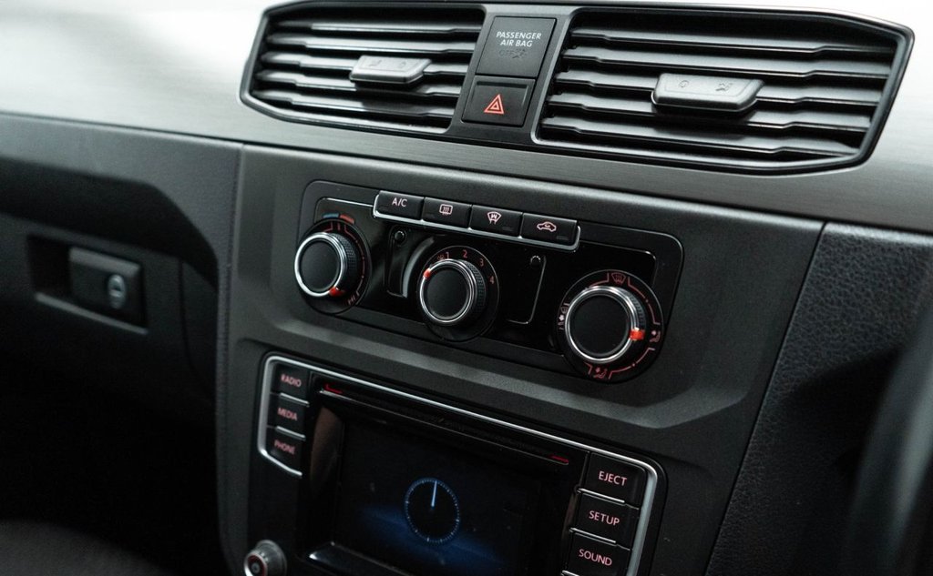 Used Volkswagen Caddy Maxi Life 2018 for sale - 76569873: Photo 27