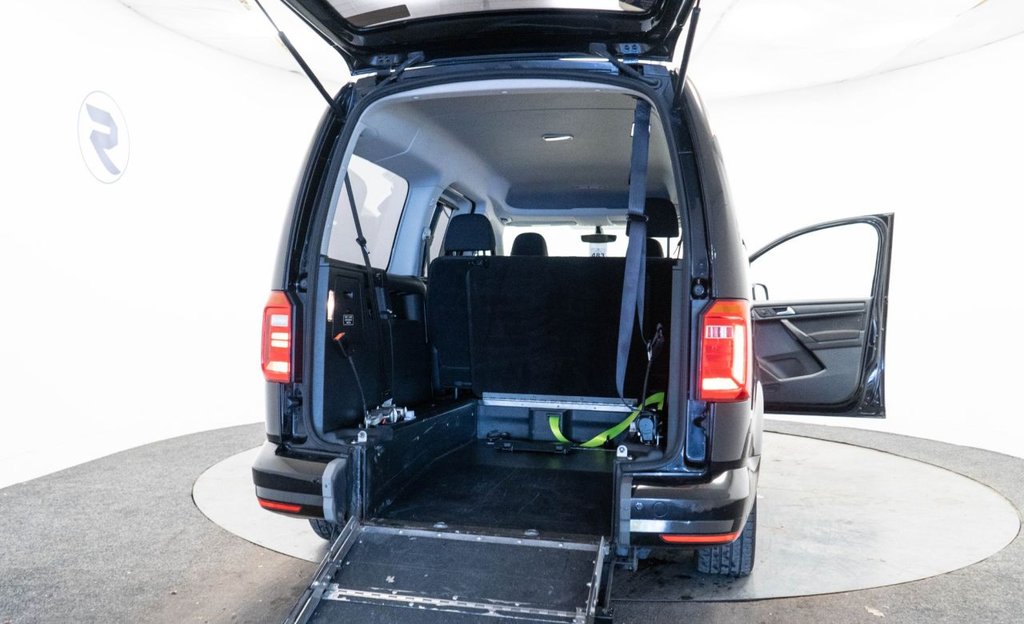 Used Volkswagen Caddy Maxi Life 2018 for sale - 76569873: Photo 34