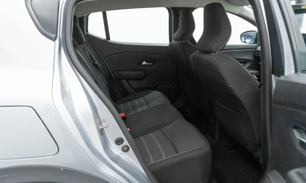Used Dacia Sandero Stepway 2022 for sale - 76710757: Photo 32