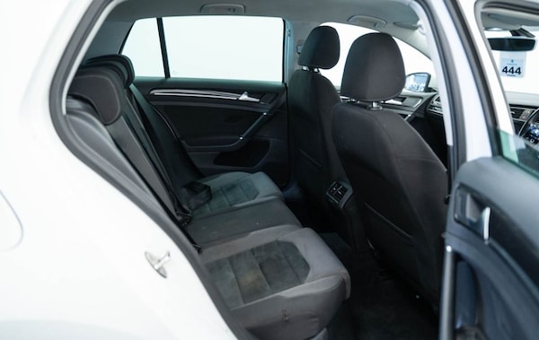 Used Volkswagen Golf 2020 for sale - 75579552: Photo 32