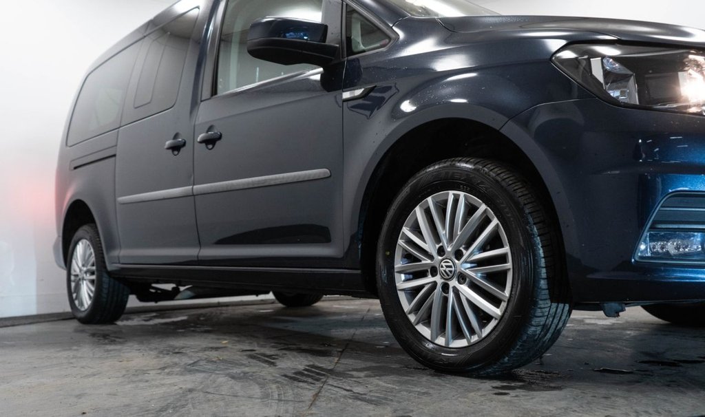 Used Volkswagen Caddy Maxi Life 2019 for sale - 76686128: Photo 11