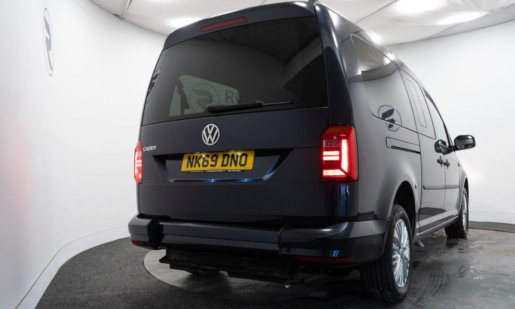 Used Volkswagen Caddy Maxi Life 2019 for sale - 76686128: Photo 16