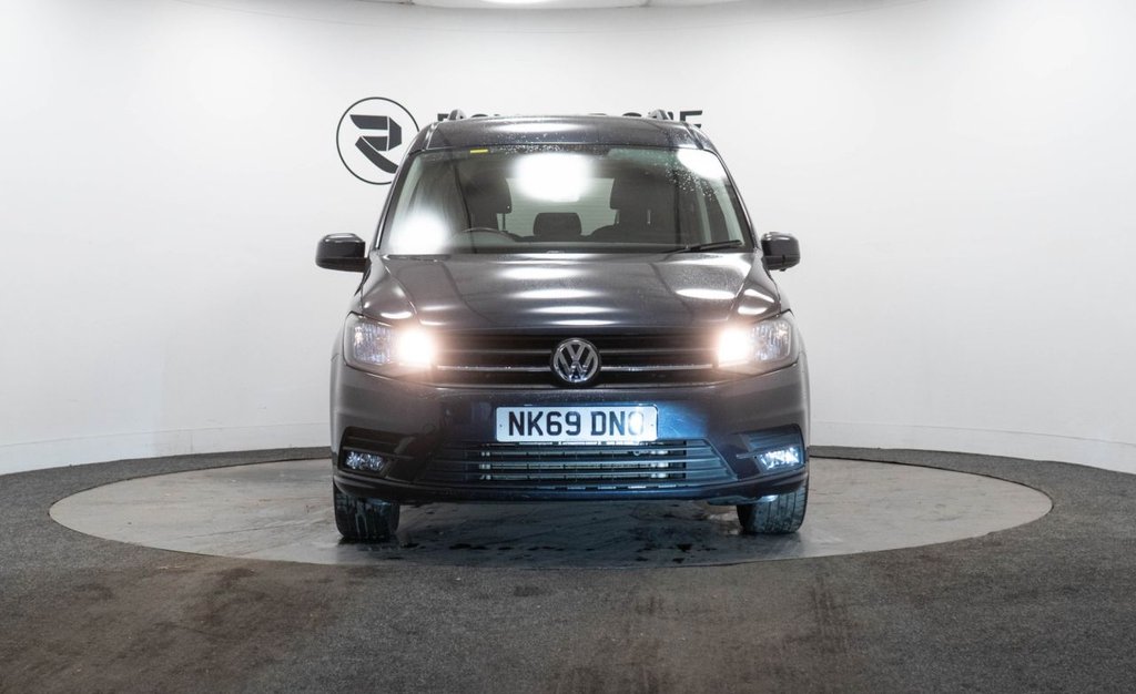 Used Volkswagen Caddy Maxi Life 2019 for sale - 76686128: Photo 2