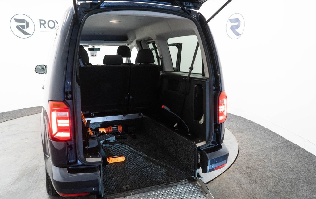 Used Volkswagen Caddy Maxi Life 2019 for sale - 76686128: Photo 35