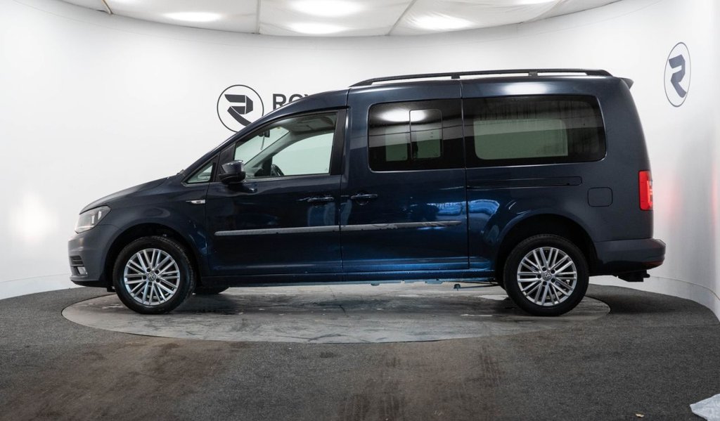 Used Volkswagen Caddy Maxi Life 2019 for sale - 76686128: Photo 4