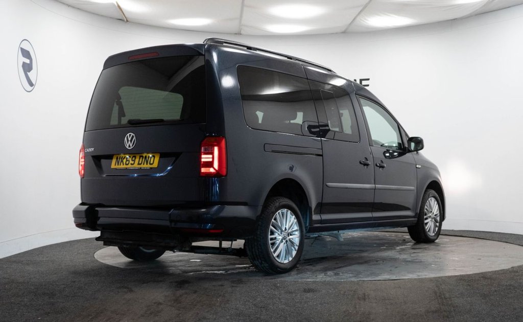 Used Volkswagen Caddy Maxi Life 2019 for sale - 76686128: Photo 8