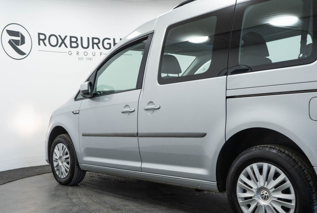 Used Volkswagen Caddy Maxi Life 2018 for sale - 76178343: Photo 16