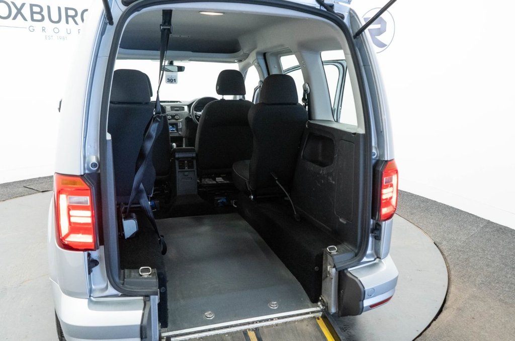 Used Volkswagen Caddy Maxi Life 2018 for sale - 76178343: Photo 30