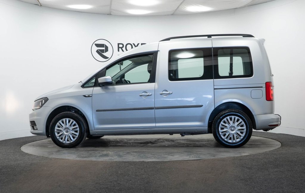 Used Volkswagen Caddy Maxi Life 2018 for sale - 76178343: Photo 4