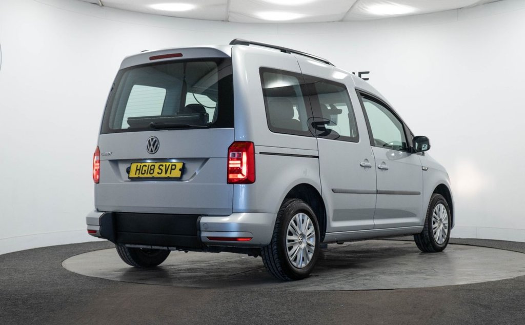 Used Volkswagen Caddy Maxi Life 2018 for sale - 76178343: Photo 8
